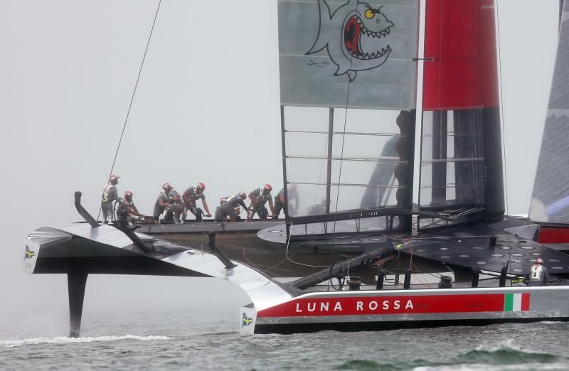 El 'Luna Rossa' abre la final con dos victorias sobre el INEOS británico