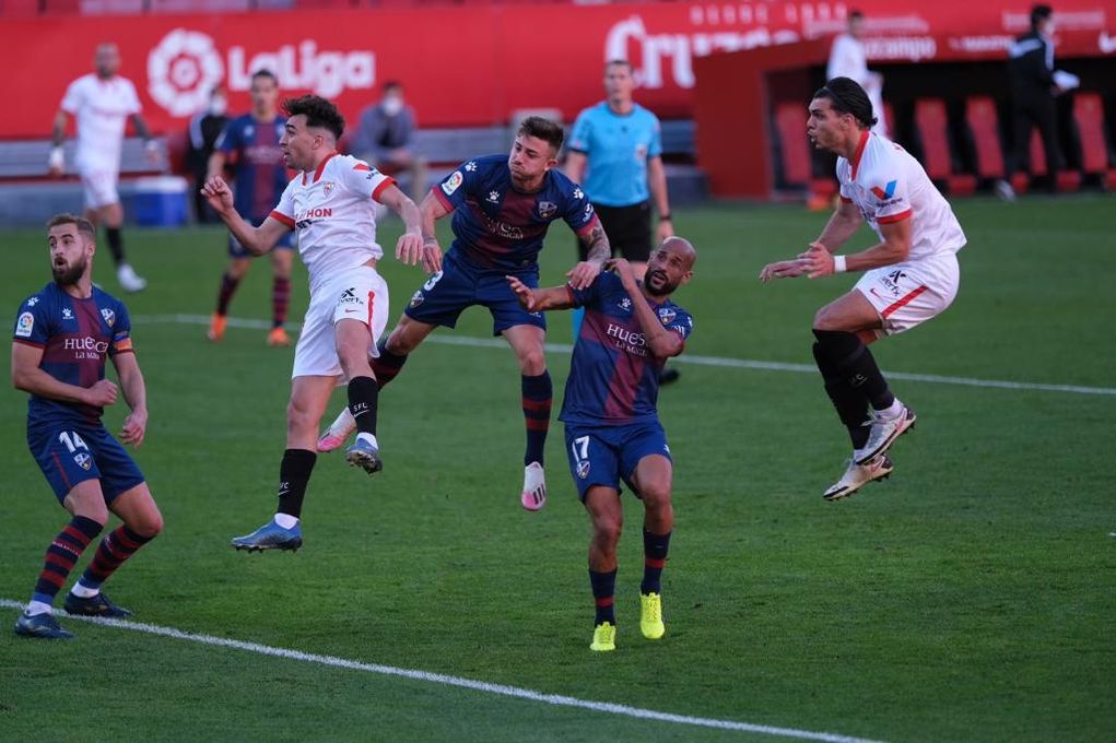 Sevilla FC 1-0 SD Huesca: Munir y Bono dan vuelo a un Sevilla sin alas