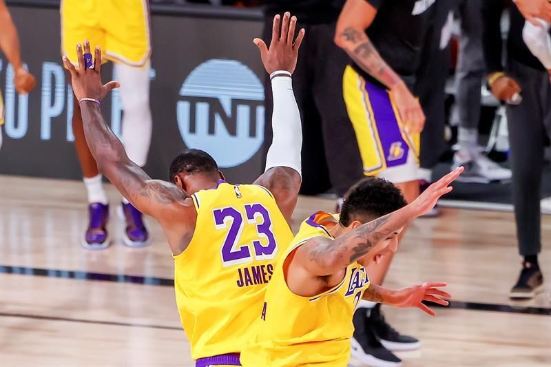 James y Kuzma, de los Lakers, advertidos por la NBA de "exagerar" en las caídas