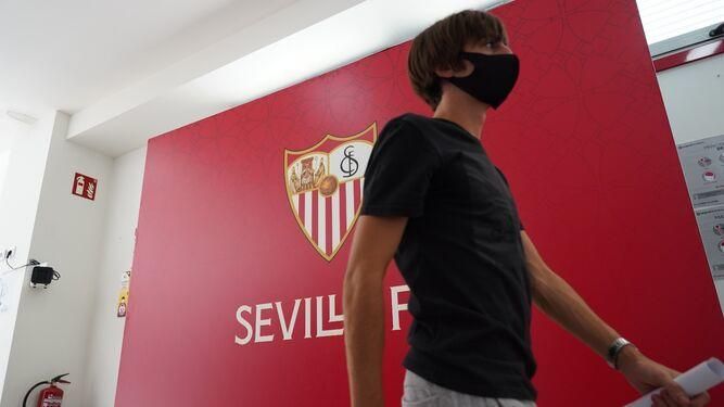 Reunión decisiva para el futuro de Bryan Gil en el Sevilla