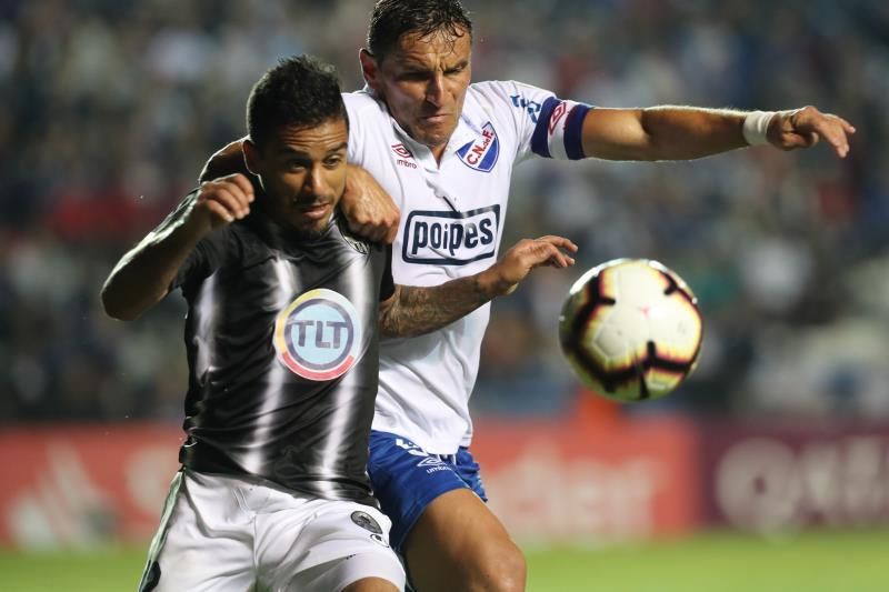 El argentino Emanuel Herrera, nombrado mejor futbolista de la liga peruana