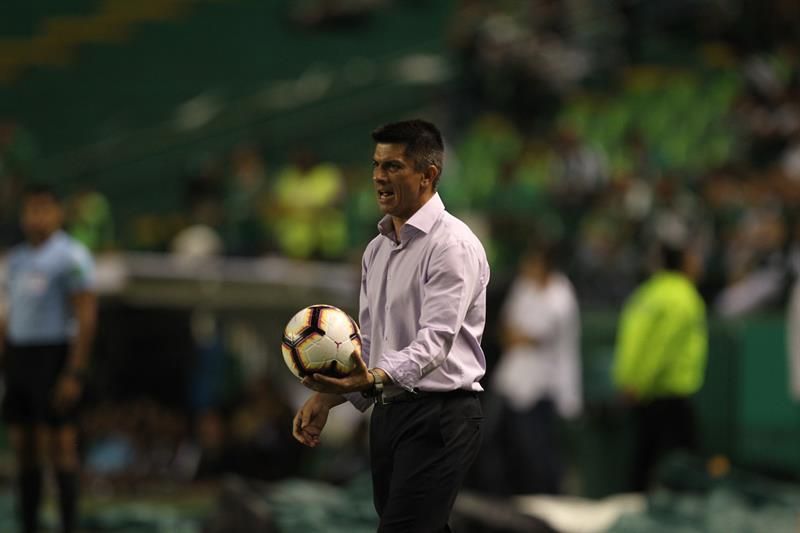 Florentín asume como DT en Sol de América, primer relevo del año en Paraguay