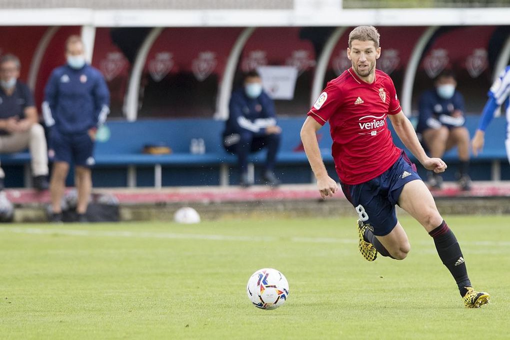 El ex del Betis Darko Brasanac se apunta ante el Sevilla, para paliar la plaga de bajas de Osasuna