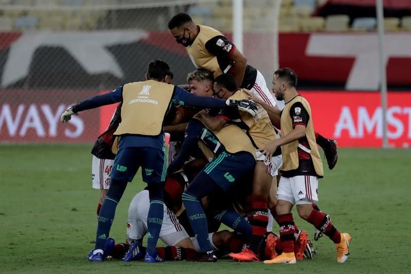 Flamengo e Internacional disputan una final anticipada en el Maracaná