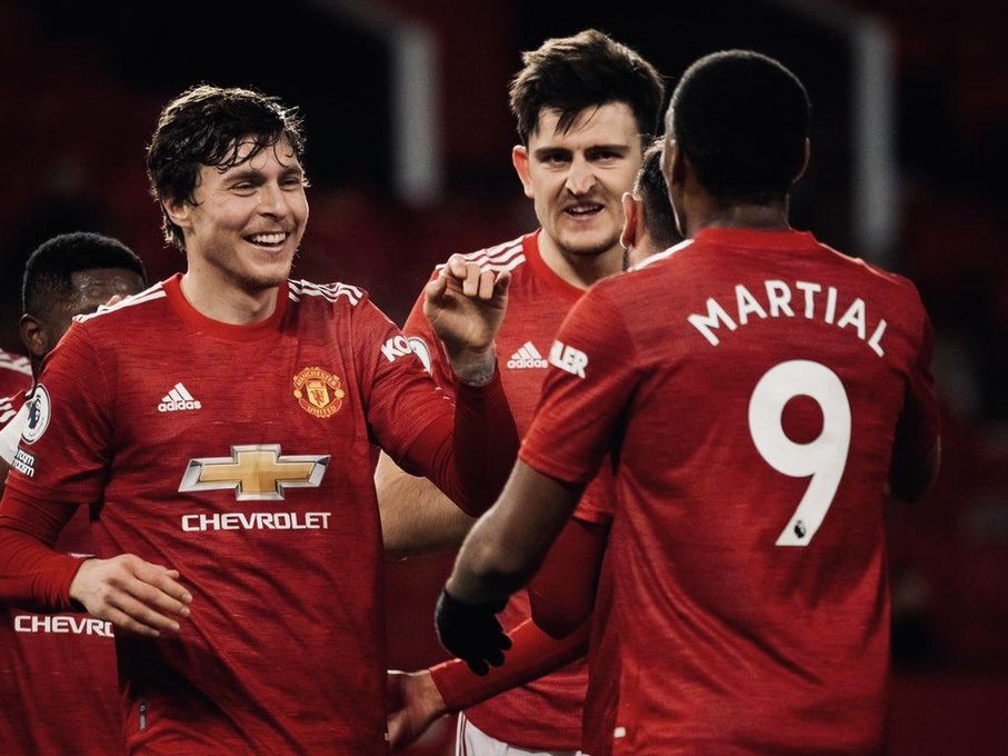 El Manchester United ya le busca hueco a Koundé