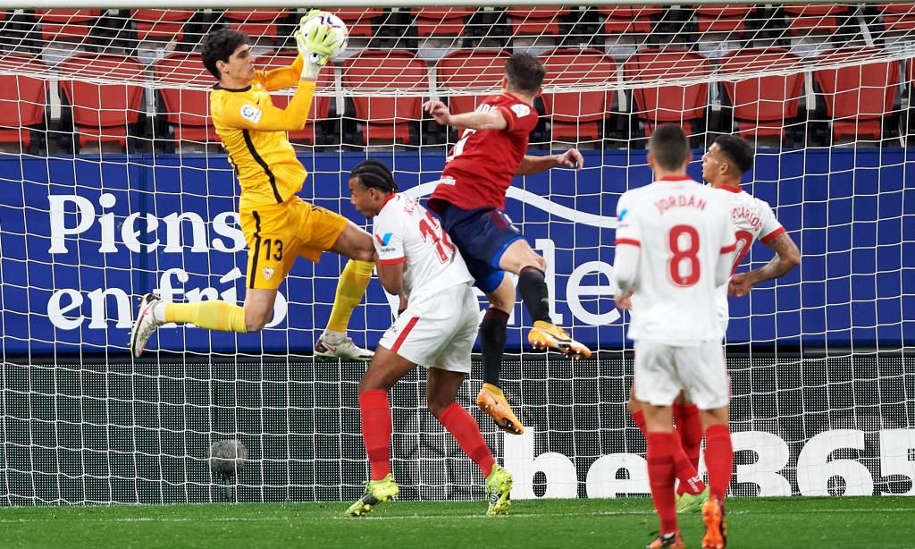 Bono, ¿el primer Zamora del Sevilla en toda su historia?