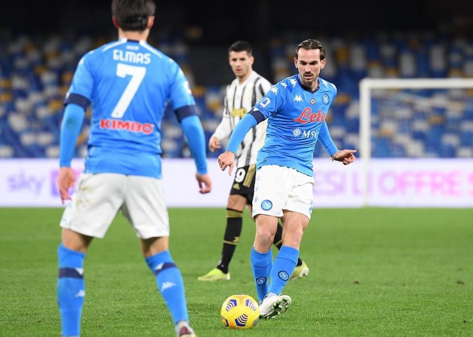 La revolución del Nápoles y su rédito en las arcas del Betis