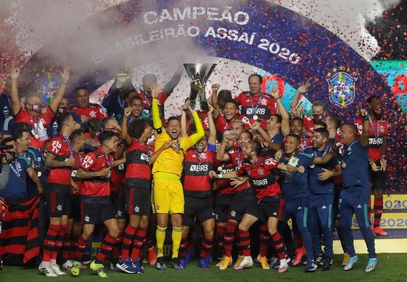 El Flamengo levanta su octavo título y amenaza récords de Palmeiras y Sao Paulo