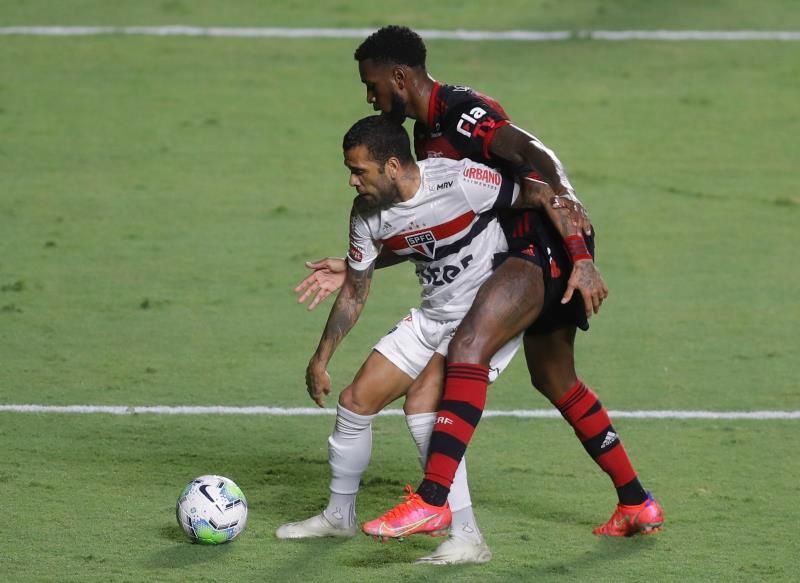 El Flamengo pierde ante Sao Paulo pero se proclama campeón de Brasil otra vez