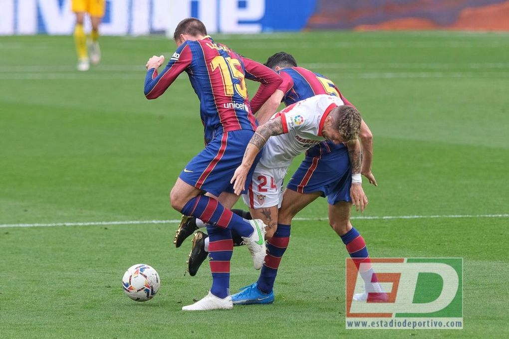 Sevilla FC 0-2 FC Barcelona: 'Sin armas ni convencimiento para herir el espartano escudo de Koeman'