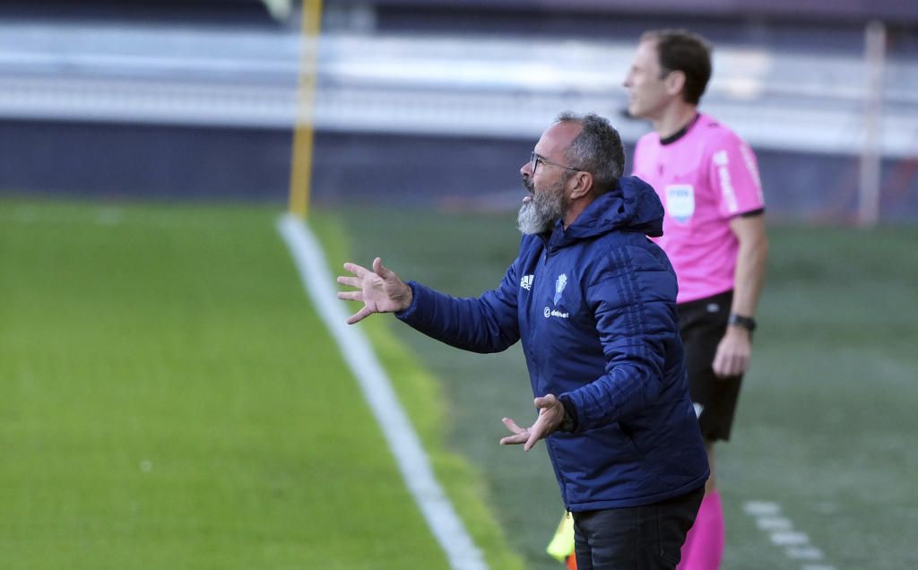 Cervera: "El Betis ha planificado jugar así para ganar"