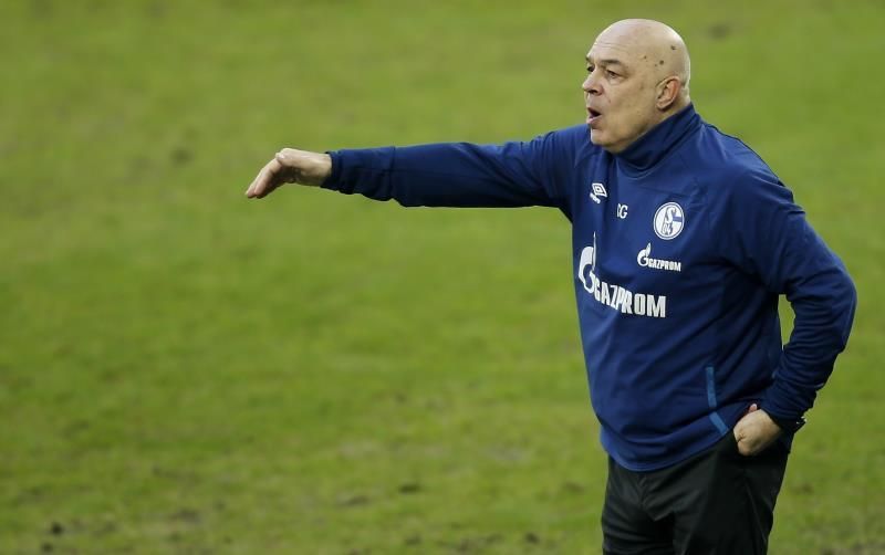 El Schalke destituye al entrenador Christian Gross y al director deportivo