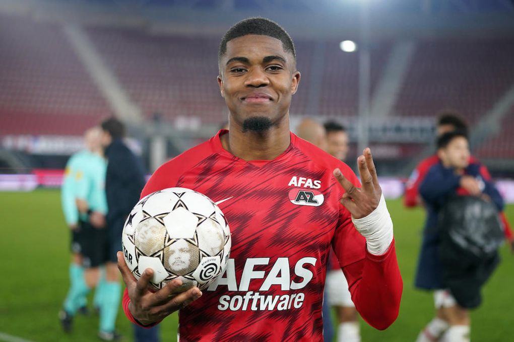 Myron Boadu se desata y golpea la puerta de Monchi