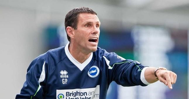 Un ex del Sevilla y otro del Betis al Universidad Católica de Poyet