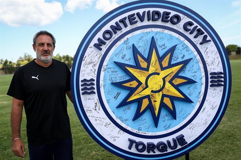 El Torque aplasta al Wanderers y se sube a la cima del fútbol en Uruguay