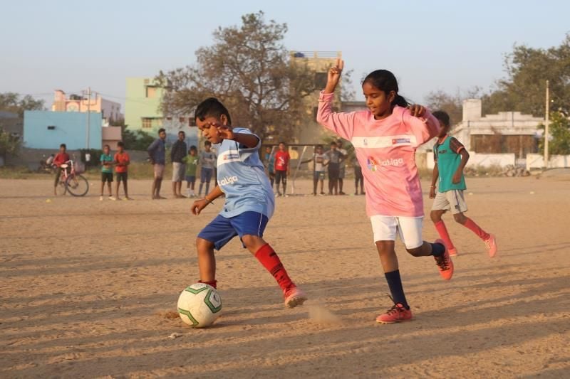 El fútbol rompe paradigmas en Anantapur