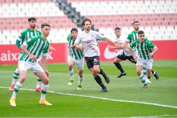 El Sevilla Atlético permanece imbatido con Aspar en el campo