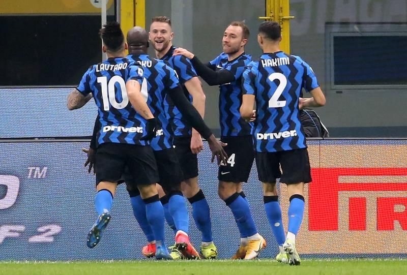 El Atalanta lleva al límite al Inter, pero paga la ley del líder