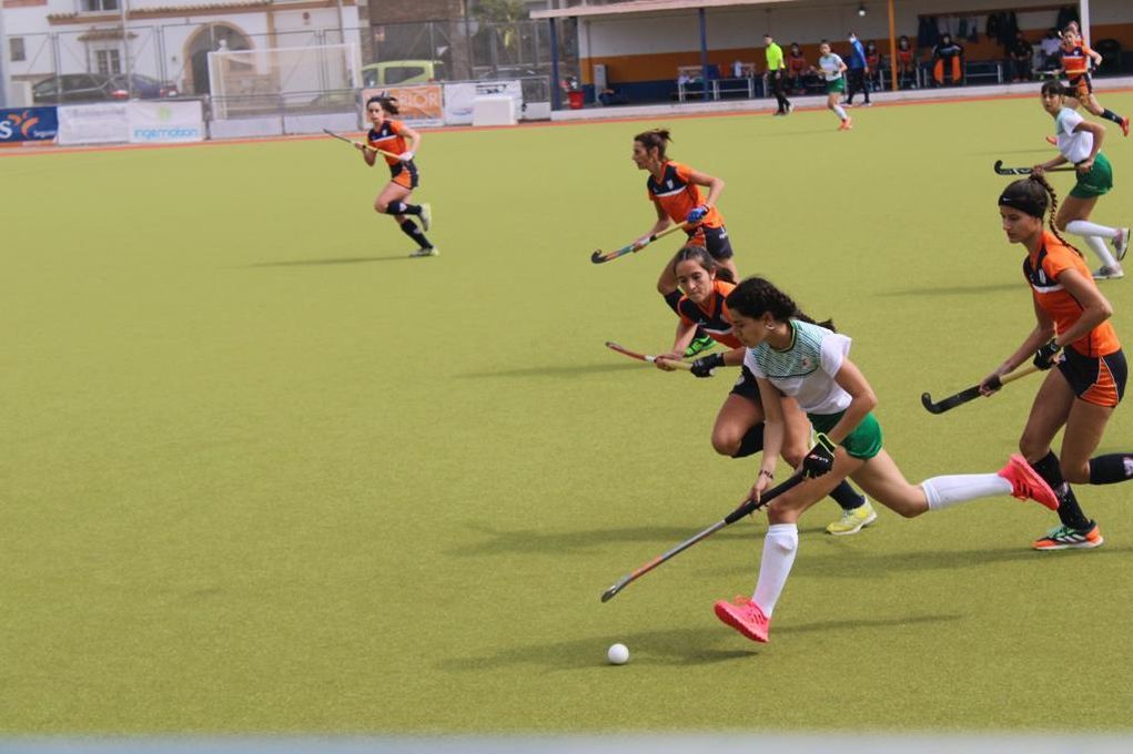 Nuevo triunfo de la US en hockey hierba femenino