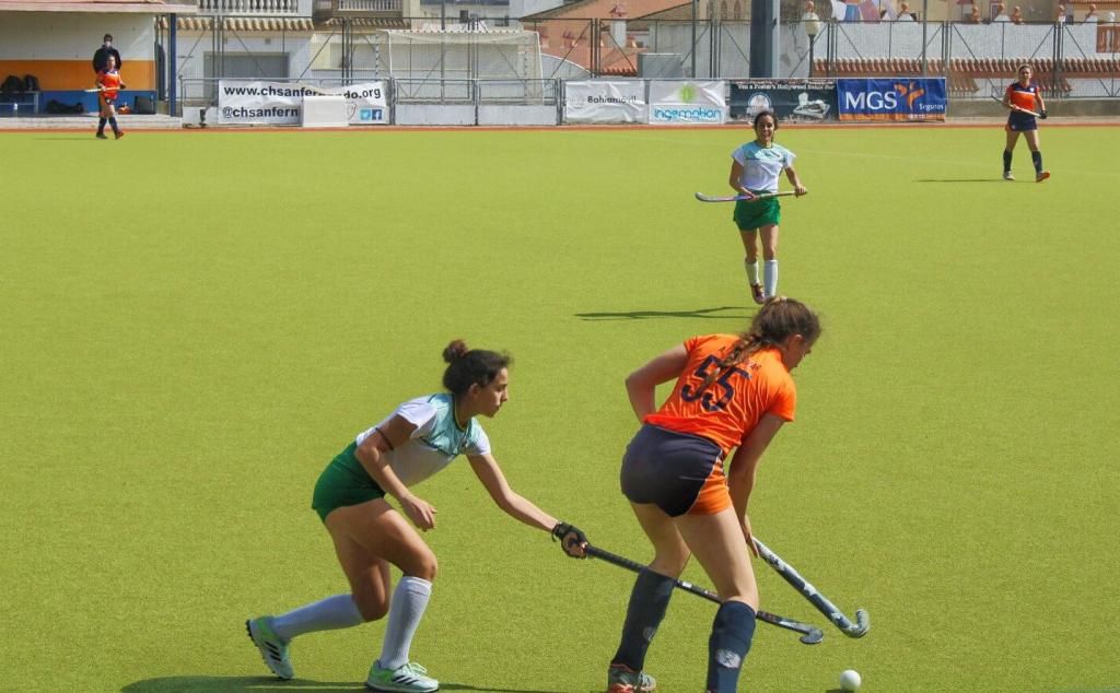 Sábado de hockey hierba en el CDU Los Bermejales