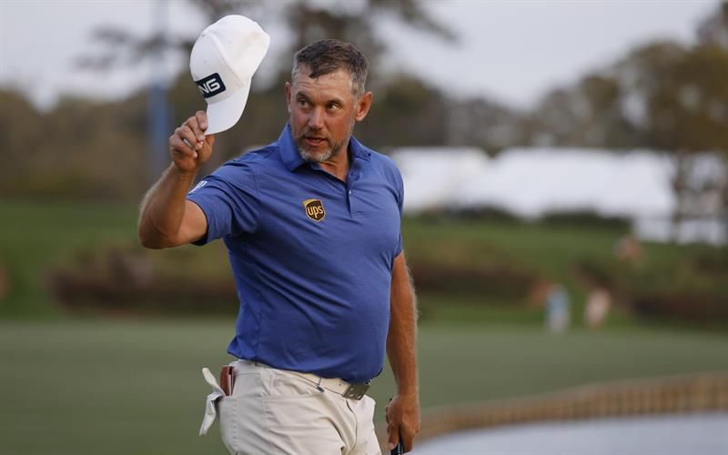 El inglés Westwood consolida su liderato con dos golpes de ventaja en el PGA The Players