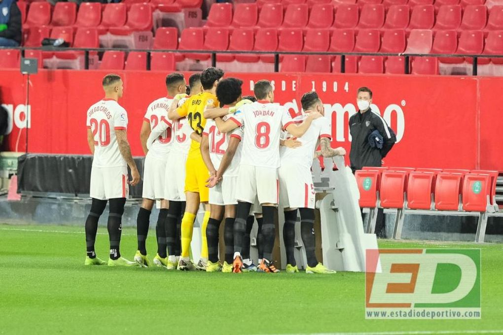 Dos bajas sevillistas que ya se cayeron del once en Elche