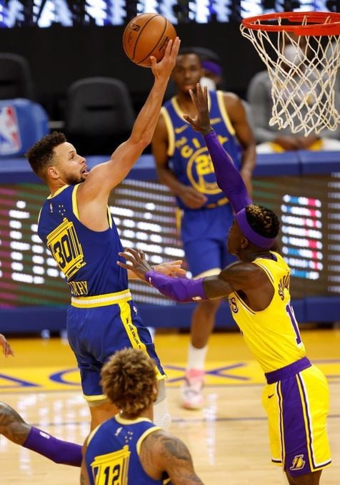 Los Lakers suplen la baja de Gasol con un vendaval ofensivo ante los Warriors