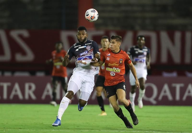 El Caracas detecta once casos de covid-19 tras su debut en la Libertadores
