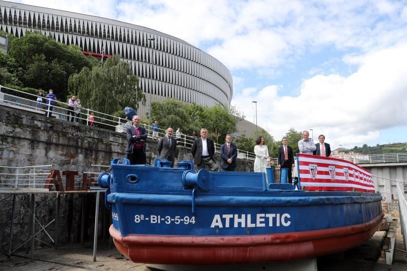 El Athletic pone de moda la pintura 'azul gabarra'