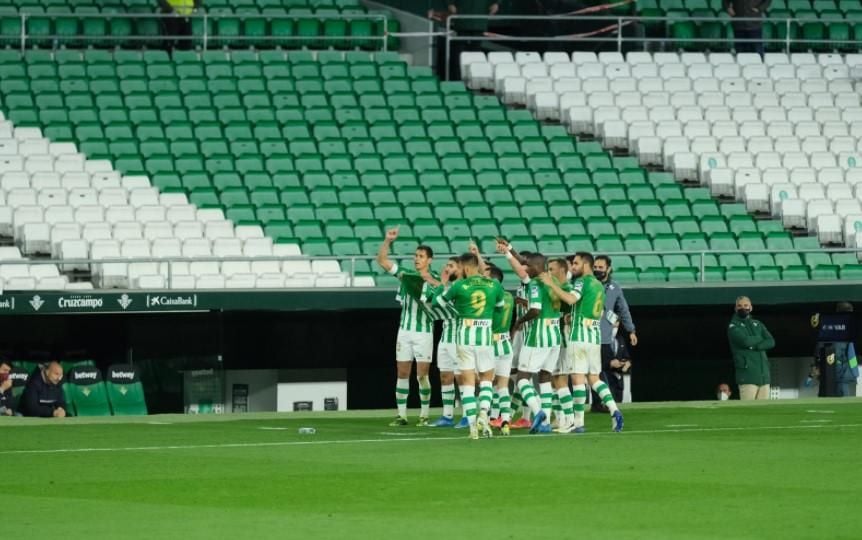 Real Betis 2-0 Levante: Fekir manda un mensaje a Deschamps