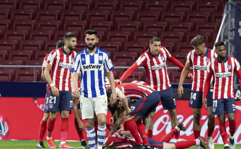 Simeone respira aliviado: de siete posibles bajas del Atlético ante el Sevilla a sólo una