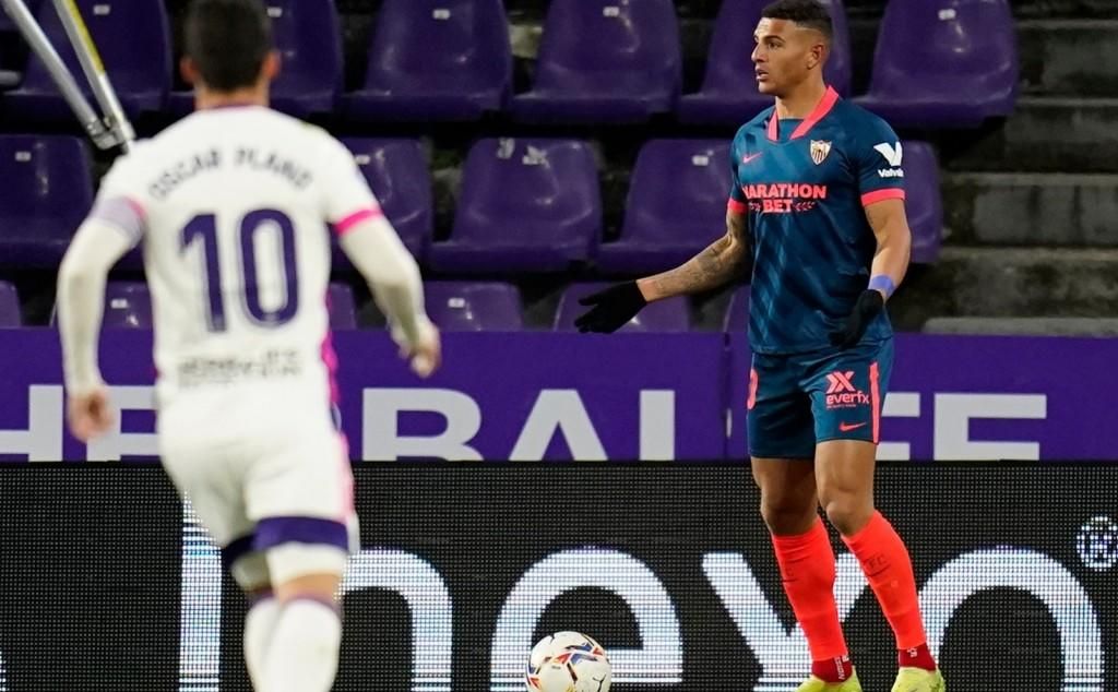 Diego Carlos respira con el gol de Bono y destaca que este Sevilla es "una familia"