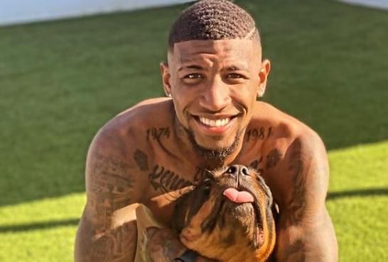 El bailecito de Emerson que deja boquiabiertos a sus compañeros