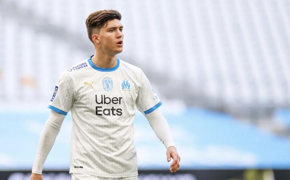 En Francia vinculan al Sevilla con el central del Marsella Leonardo Balerdi