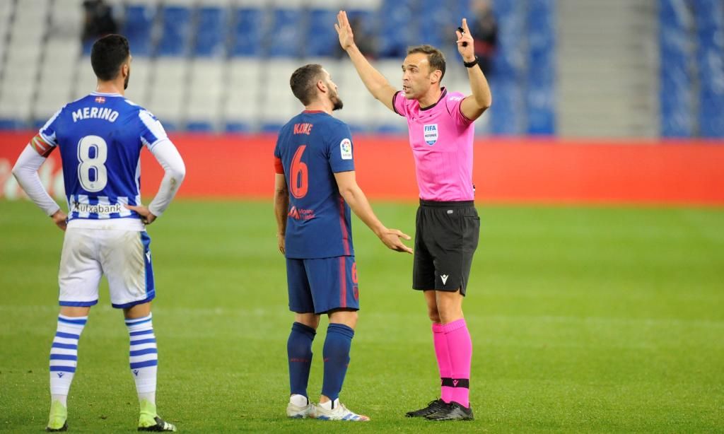 El árbitro con el que el Sevilla gana el 100 % de sus partidos