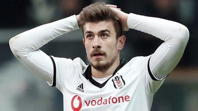 Otro paso para la salida de Toköz, vinculado al Betis, como agente libre