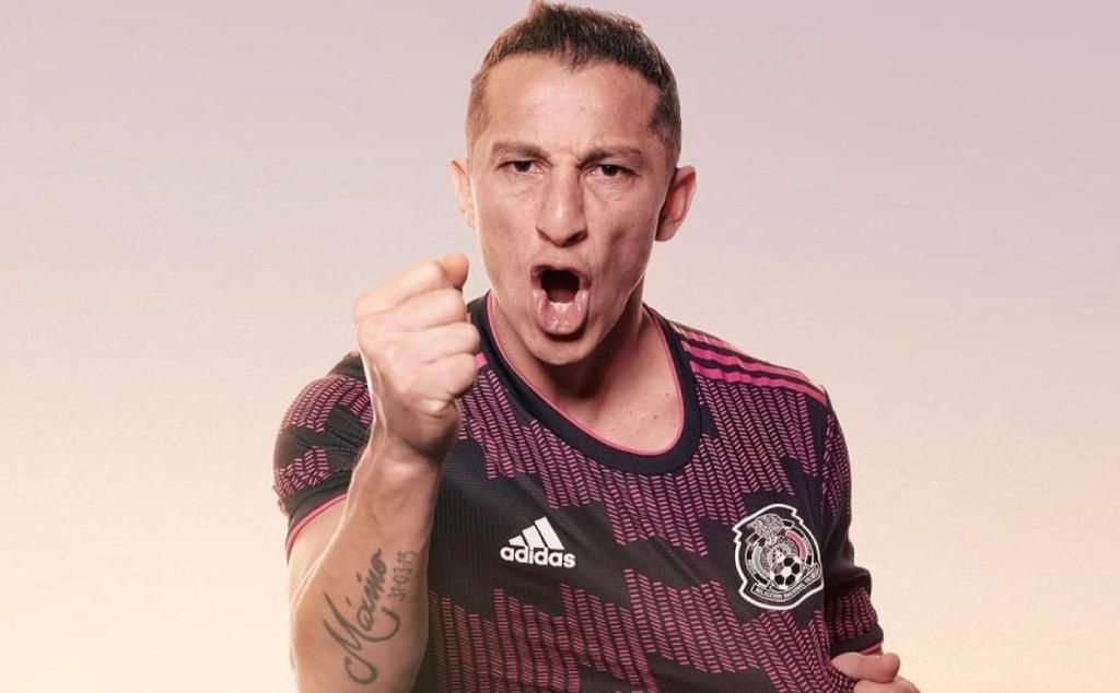 Guardado, pese a las críticas por su juego, un paso más cerca de agrandar su leyenda con México