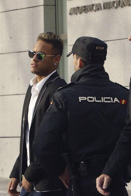 El Supremo confirma que Neymar sea juzgado en Barcelona, no en la Audiencia Nacional