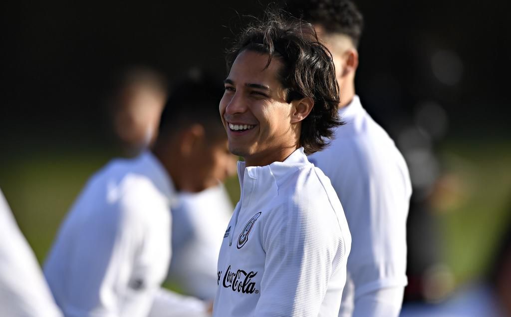 El 'Tata' confirma que Lainez se perderá parte de la pretemporada del Betis