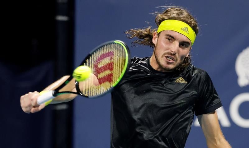 Tsitsipás cumple con el guion al vencer a Sonego en los octavos del Masters 1000 de Miami