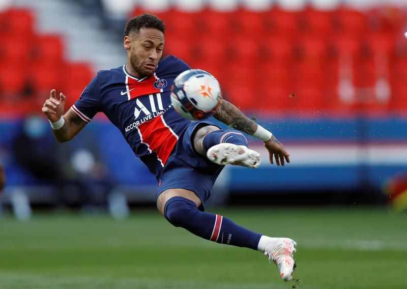 0-1. El Lille desquicia al PSG, con Neymar expulsado y le quita el liderato