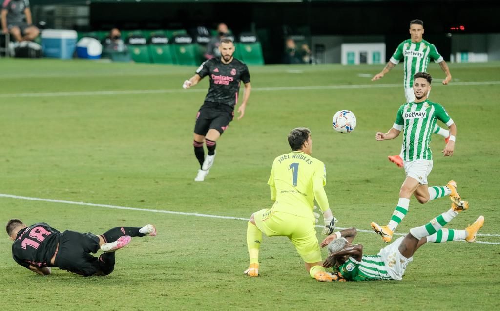 Un jugador de LaLiga puede fastidiar a Betis y Barça un negocio redondo