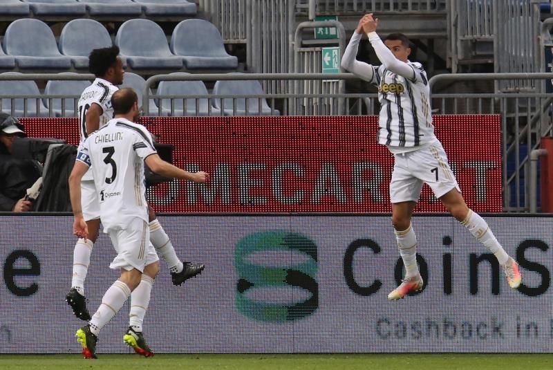 Atalanta-Juventus y Nápoles-Inter, las plazas de Liga de Campeones en juego