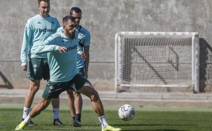 Borja pasa la prueba, ahora... ¿forzar su titularidad o no?