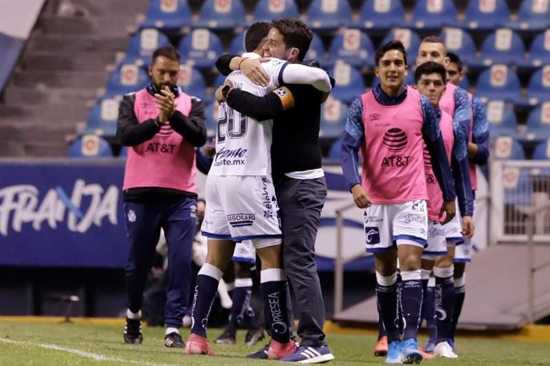 El Puebla del argentino Larcamón vence al San Luis y sube al tercer lugar del fútbol en México