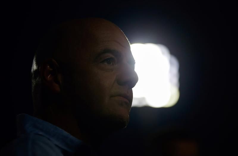 La FIFA apoya a la UEFA y expresa su "desaprobación a una liga europea cerrada y escindida"