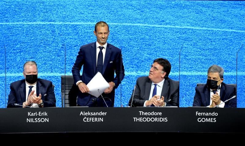 Las 55 federaciones de la UEFA aprueban por unanimidad una declaración de condena de la Superliga