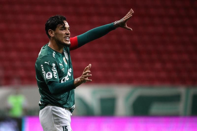 Palmeiras inicia herido la defensa de su reinado