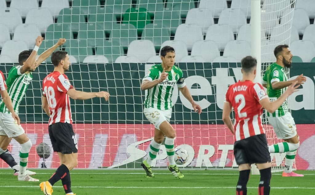 Un club de LaLiga puja por Mandi... y no es el Atlético