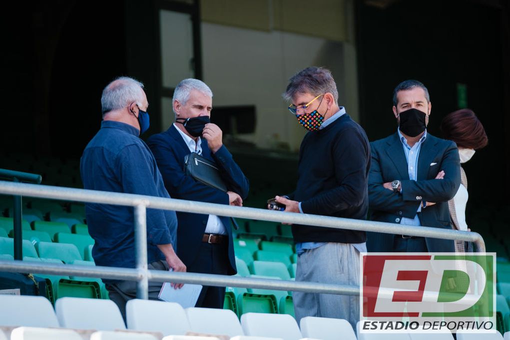 El Betis trabaja en un recambio para Emerson, que saldrá en verano